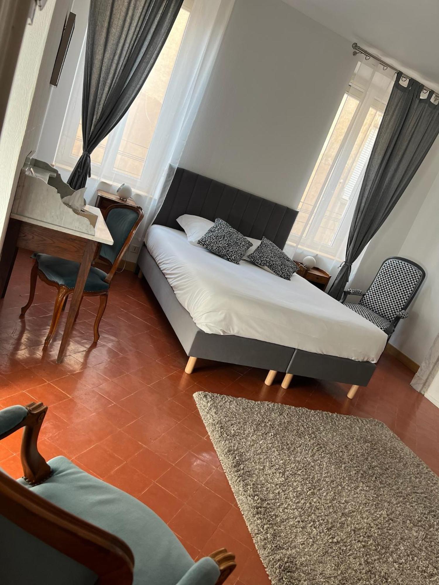 Entre Midi - Maison D'Hotes - B&B Капестон Екстериор снимка