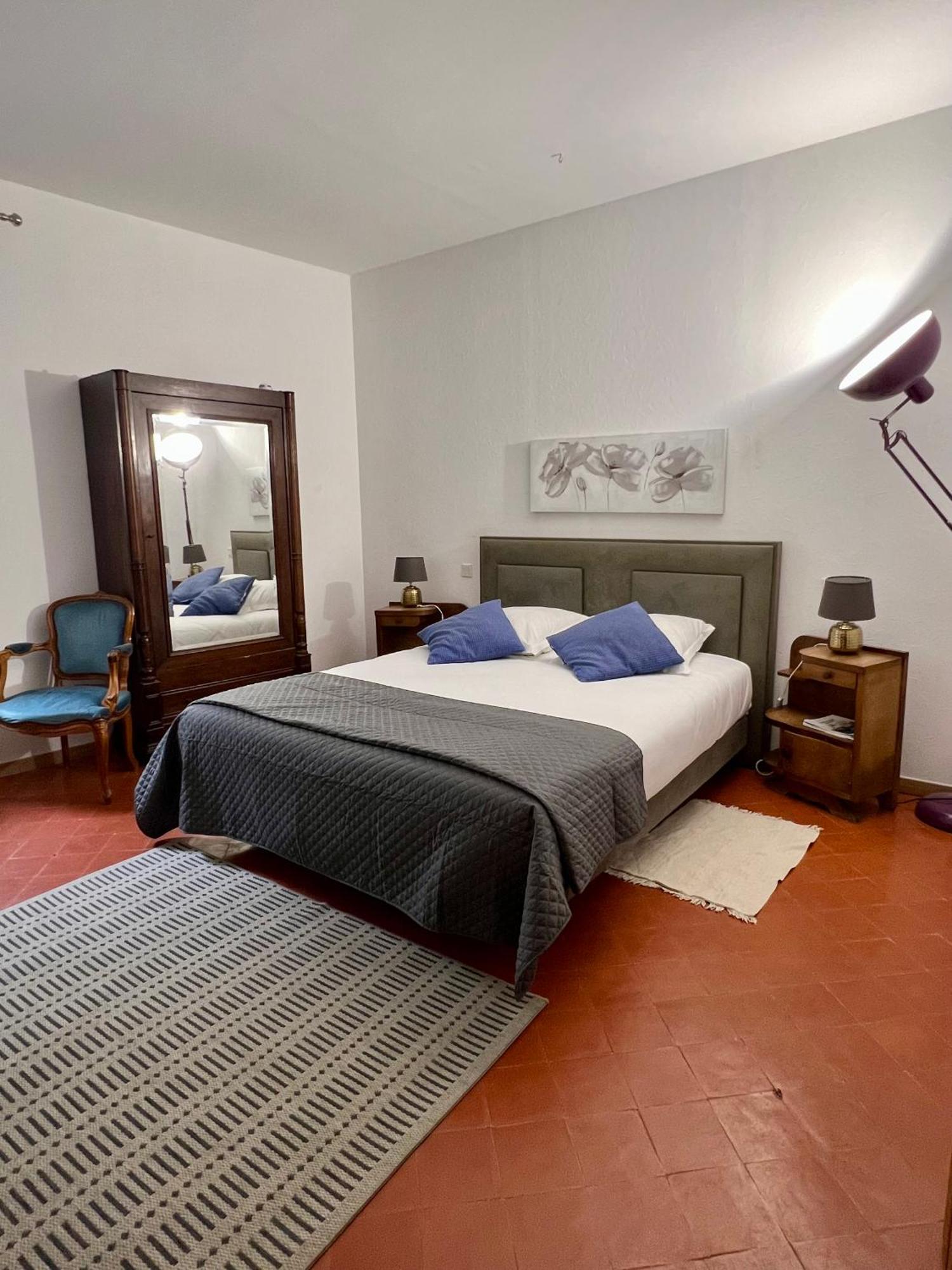 Entre Midi - Maison D'Hotes - B&B Капестон Екстериор снимка