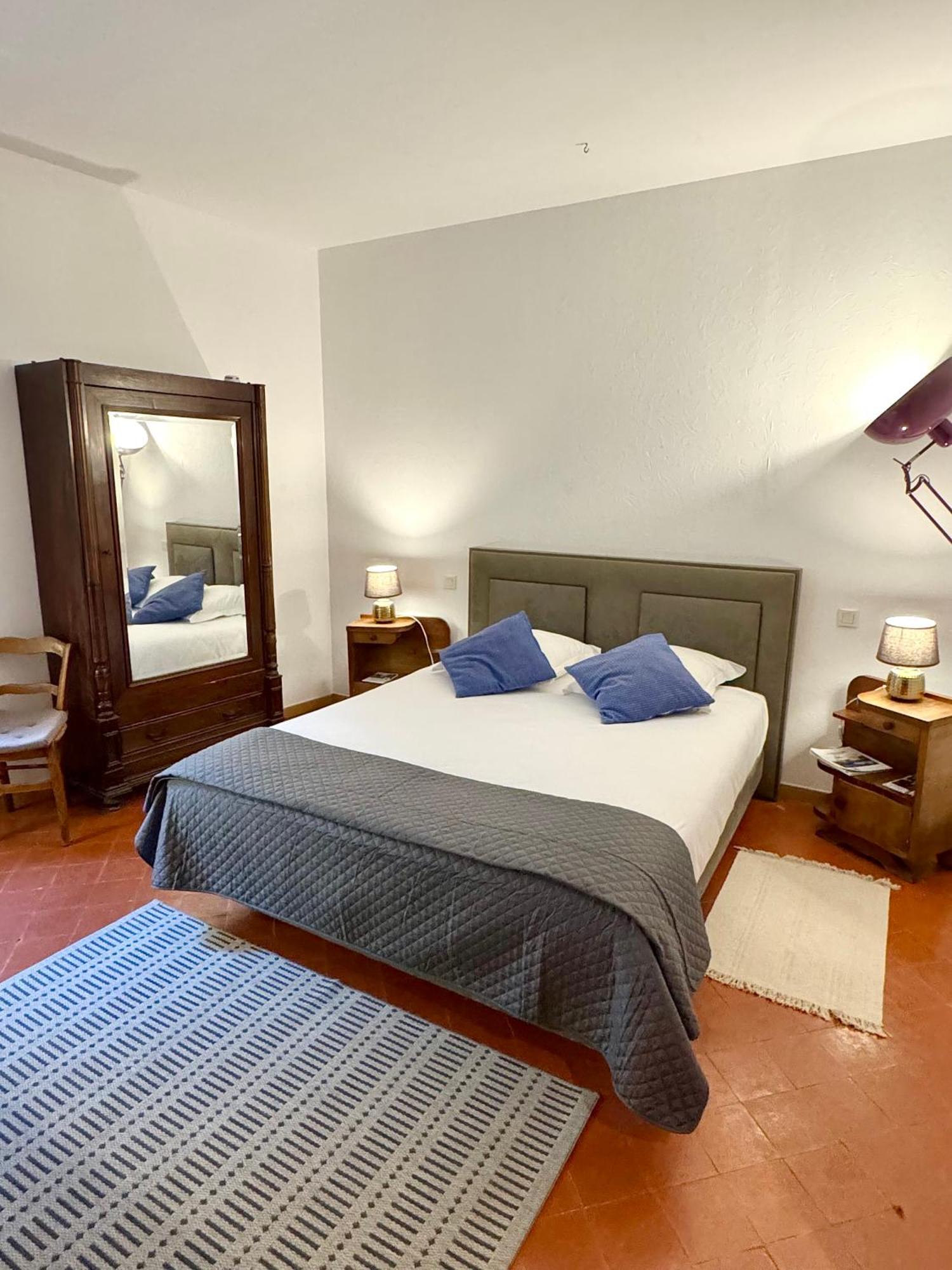 Entre Midi - Maison D'Hotes - B&B Капестон Екстериор снимка